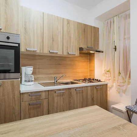 Holiday home Gorgeous Home In Selce With House Sea View