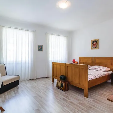 Holiday home Gorgeous Home In Selce With House Sea View Selce