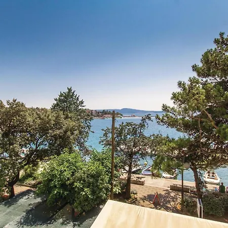 Holiday home Gorgeous Home In Selce With House Sea View