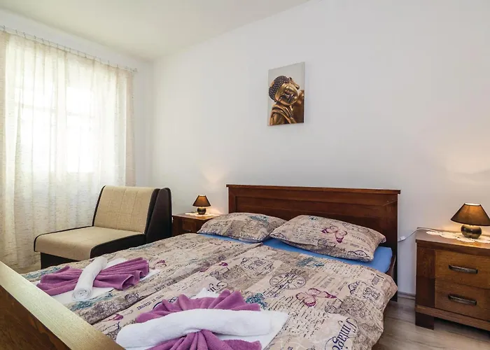 2 Bedroom Beautiful In