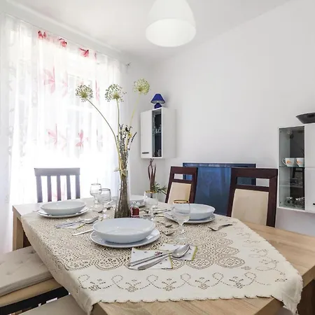 Gorgeous In With House Sea View