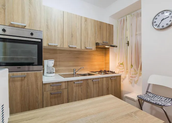 بيت للعطل 2 Bedroom Beautiful In